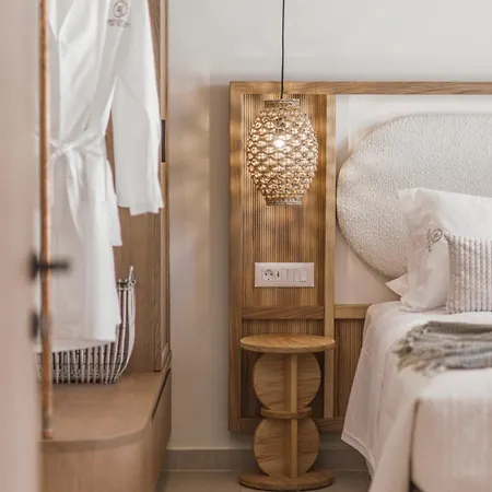 White Stone Orion - Poolside Escape Close To Laganas * Lithakia (Zakynthos)