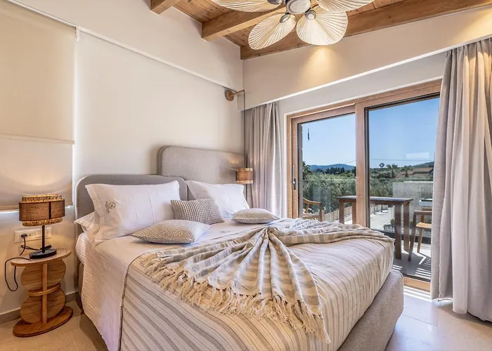 White Stone Orion - Poolside Escape Close To Laganas וילה